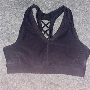 black sports bra